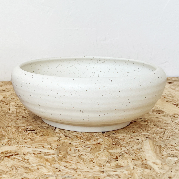 Bumpy Bowl -milk-